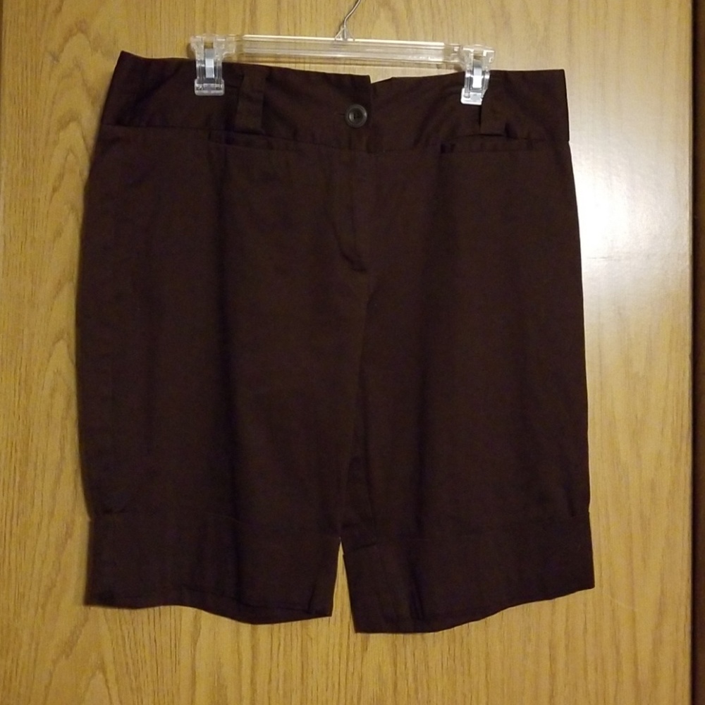 Womens size 16 dress shorts